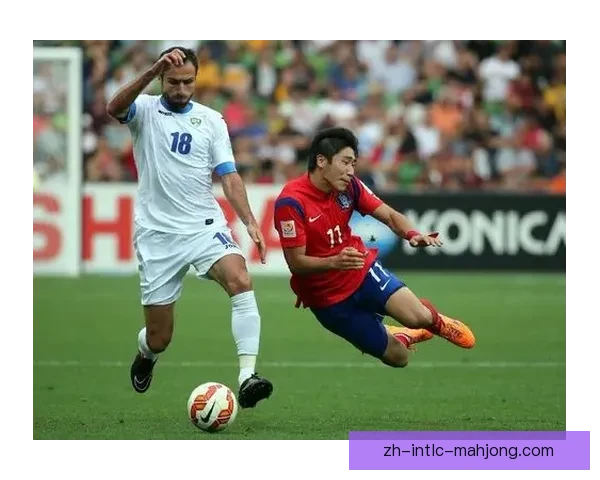 阿尔欧鲁巴赫险胜阿拉毕收获关键三分晋级在望